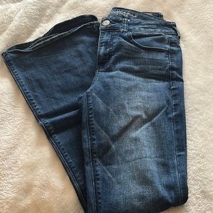 Womens American Eagle Stretch Flare Jeans size 4